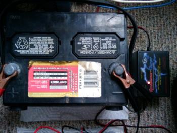 Charging the battery Charging the battery