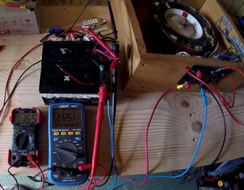 Bedini motor with capacitor in parallel with battery terminals