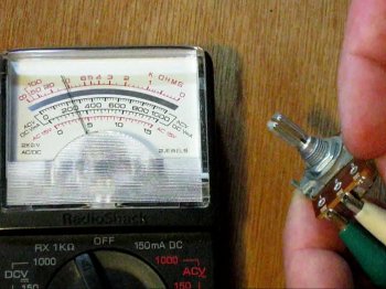 How to use an analog ohm meter How to read resistance with an analog meter